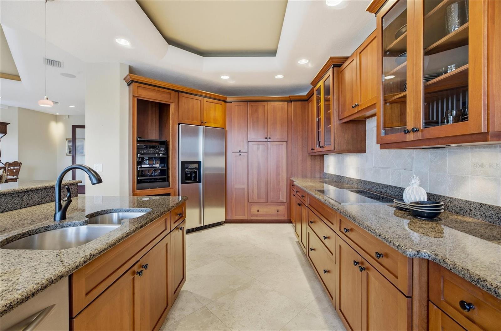 761 NORTON ST, LONGBOAT KEY, FL — photo 40