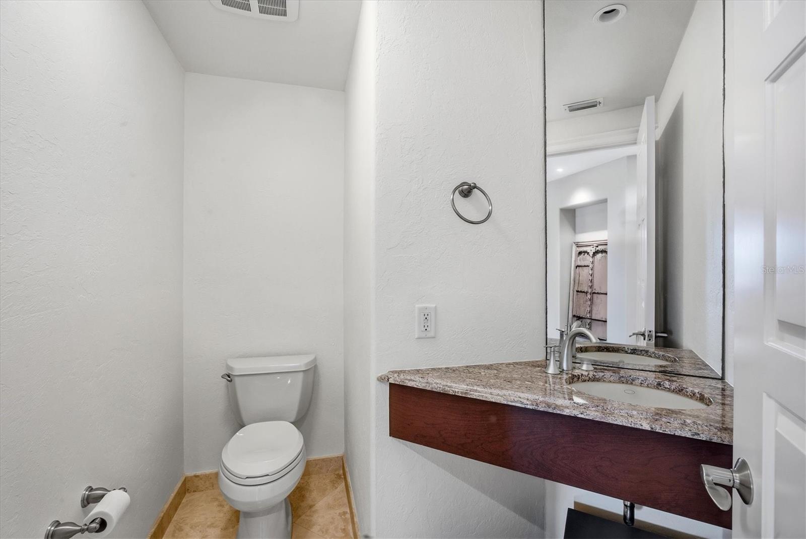761 NORTON ST, LONGBOAT KEY, FL — photo 42