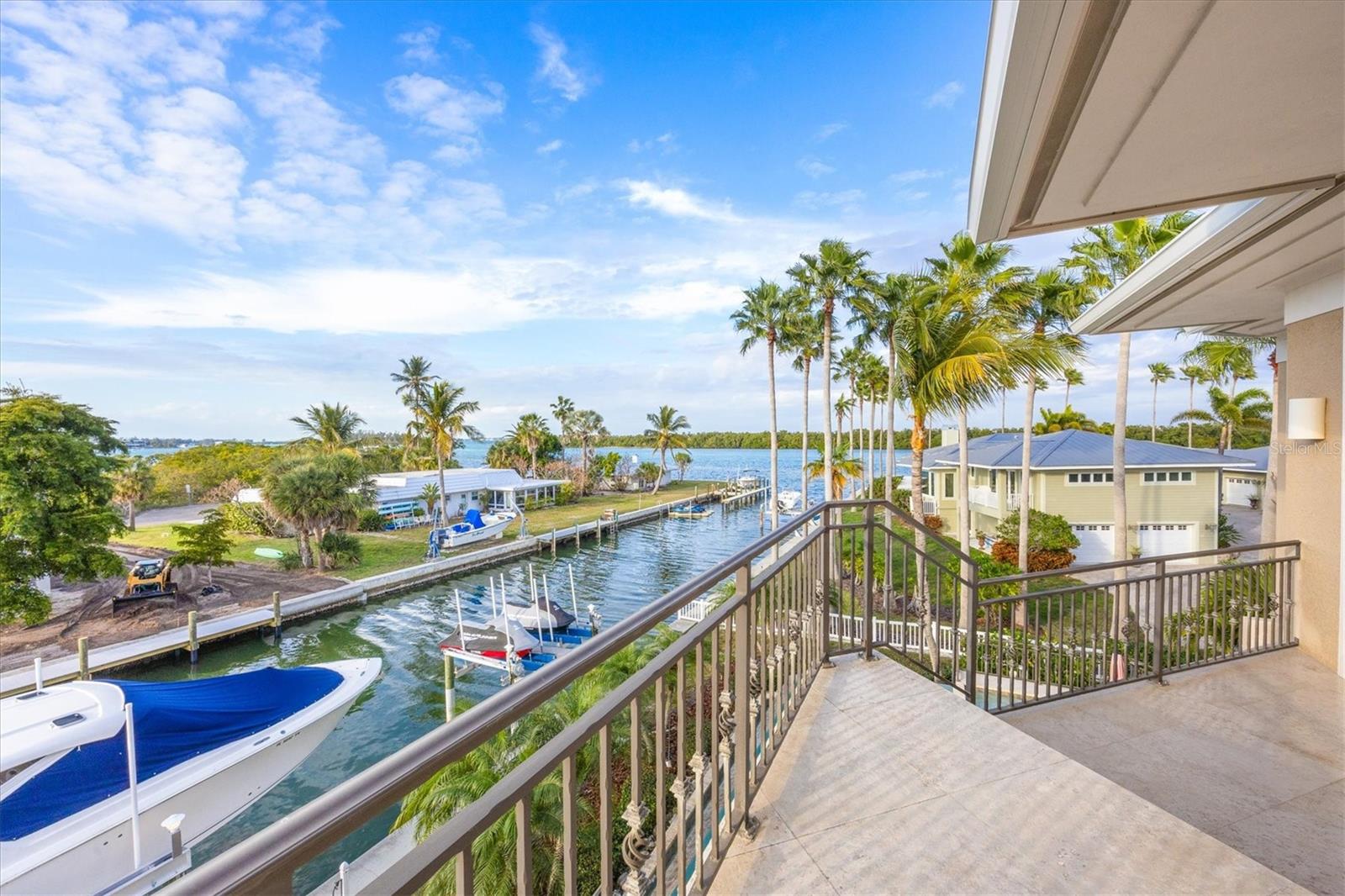 761 NORTON ST, LONGBOAT KEY, FL — photo 56
