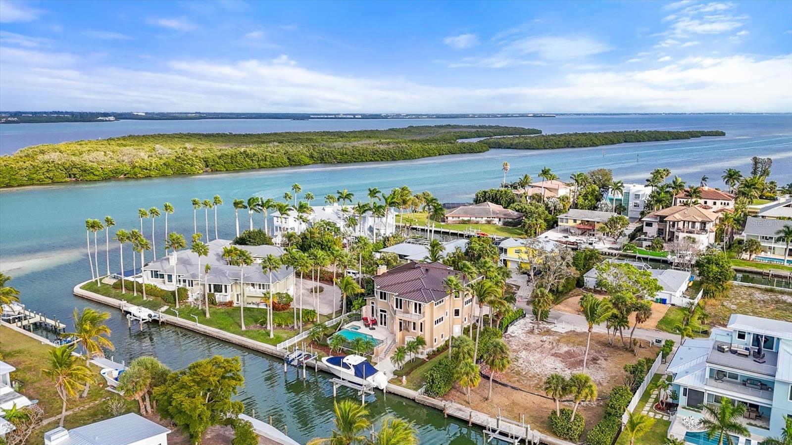 761 NORTON ST, LONGBOAT KEY, FL
