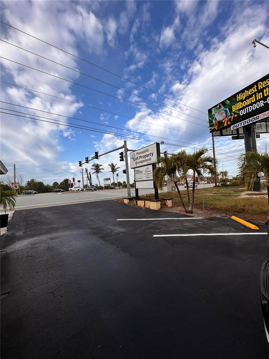 1221 S MCCALL RD #B, ENGLEWOOD, FL — photo 2