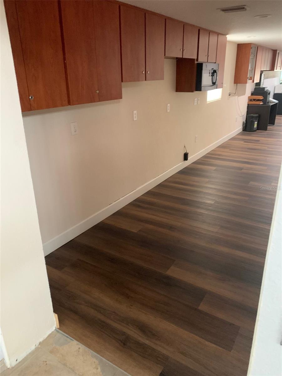 1221 S MCCALL RD #B, ENGLEWOOD, FL — photo 10