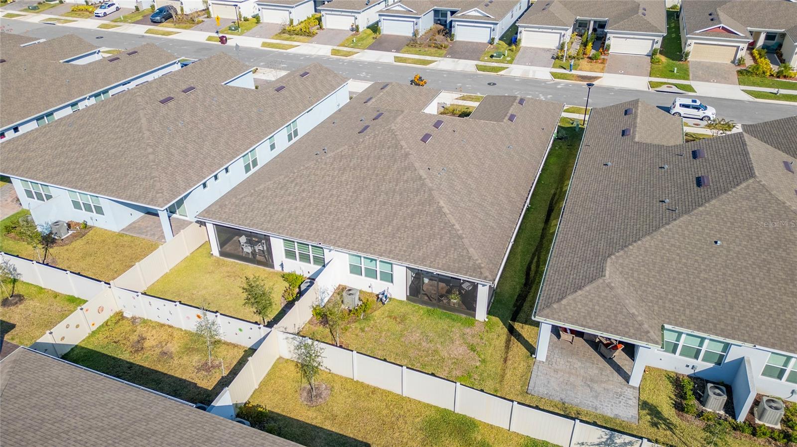 1880 SPRING SHOWER CIR, KISSIMMEE, FL — photo 36