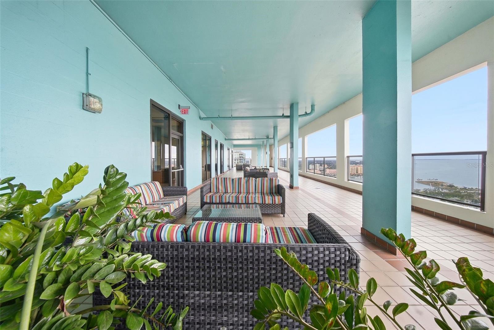 1 BEACH DR SE #1610, ST PETERSBURG, FL — photo 35