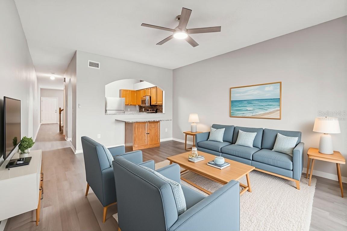 18214 PARADISE POINT DR, TAMPA, FL — photo 12