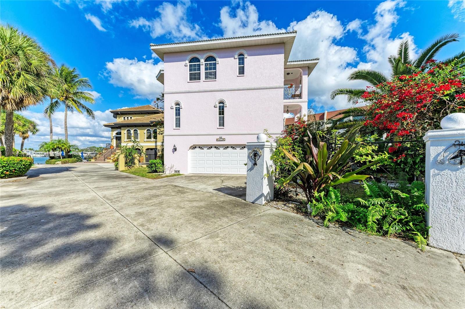 282 SANTA MARIA ST, VENICE, FL — photo 2