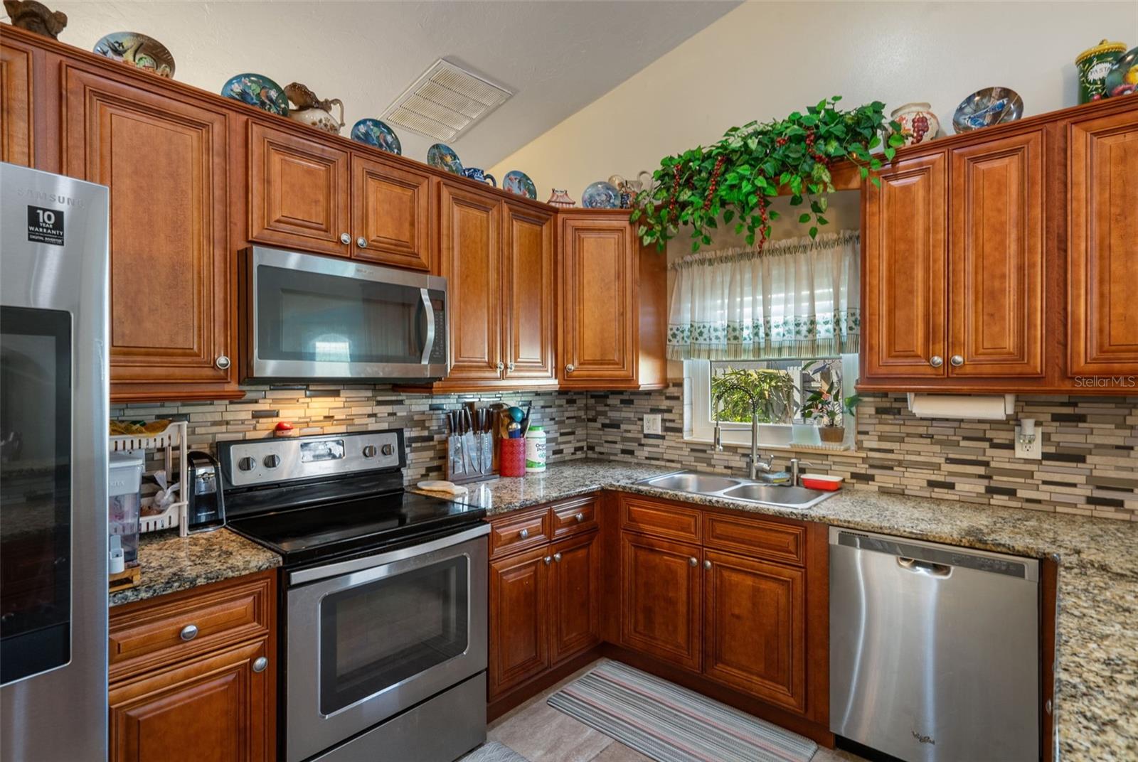 10421 TEMPLEWOOD CT, SPRING HILL, FL — photo 13