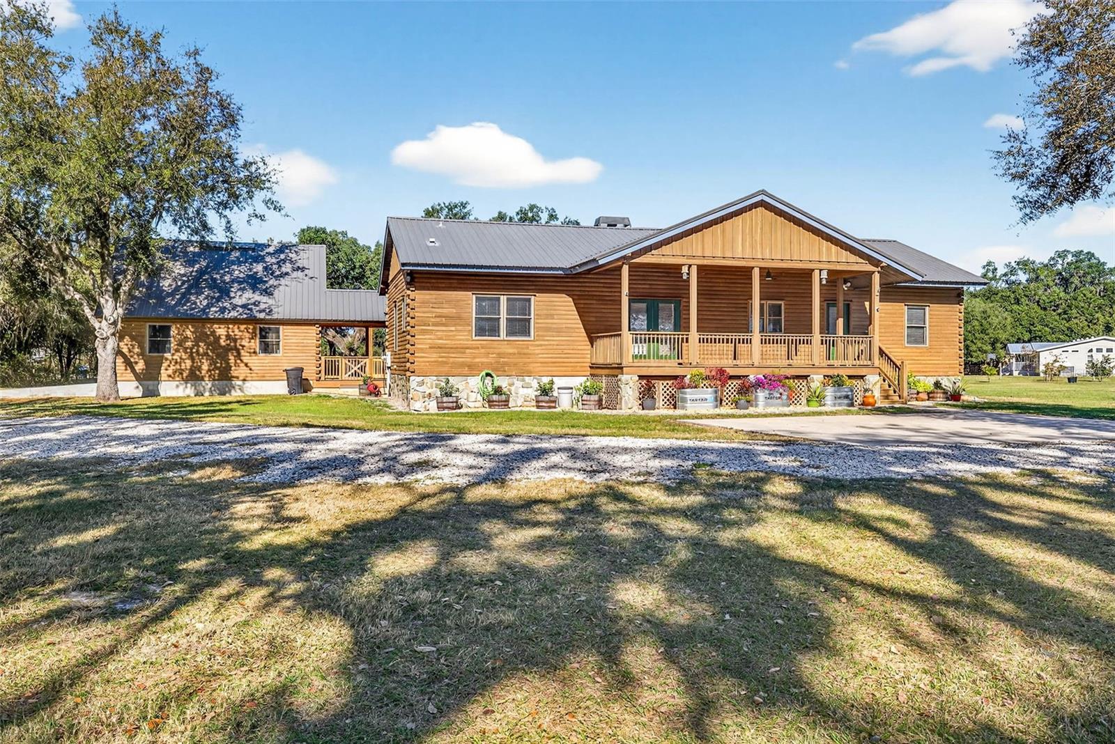 6750 SUTTON OAKS LN, ZEPHYRHILLS, FL — photo 2