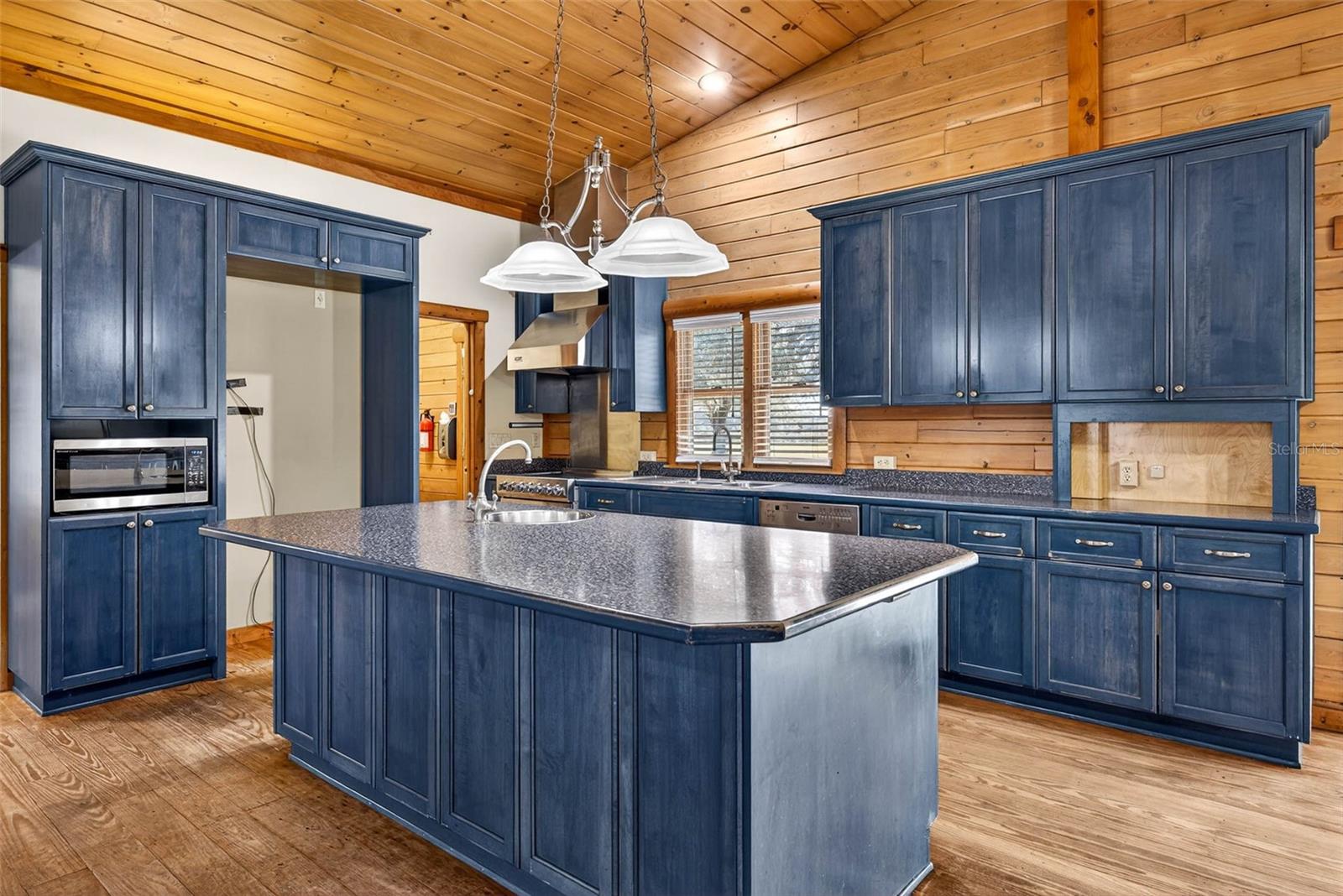 6750 SUTTON OAKS LN, ZEPHYRHILLS, FL — photo 13