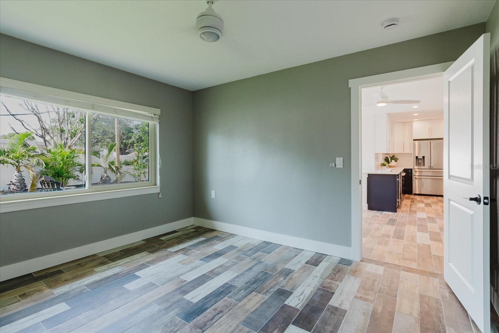 411 87TH AVE, ST PETE BEACH, FL — photo 36