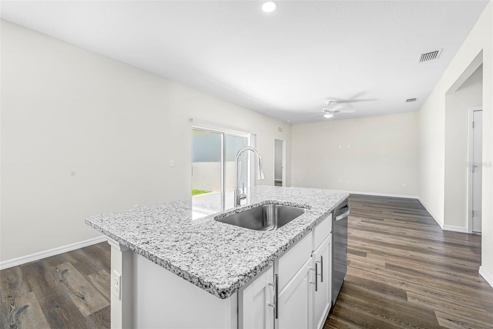 9313 GENTLE BEN CT, WEEKI WACHEE, FL — photo 14