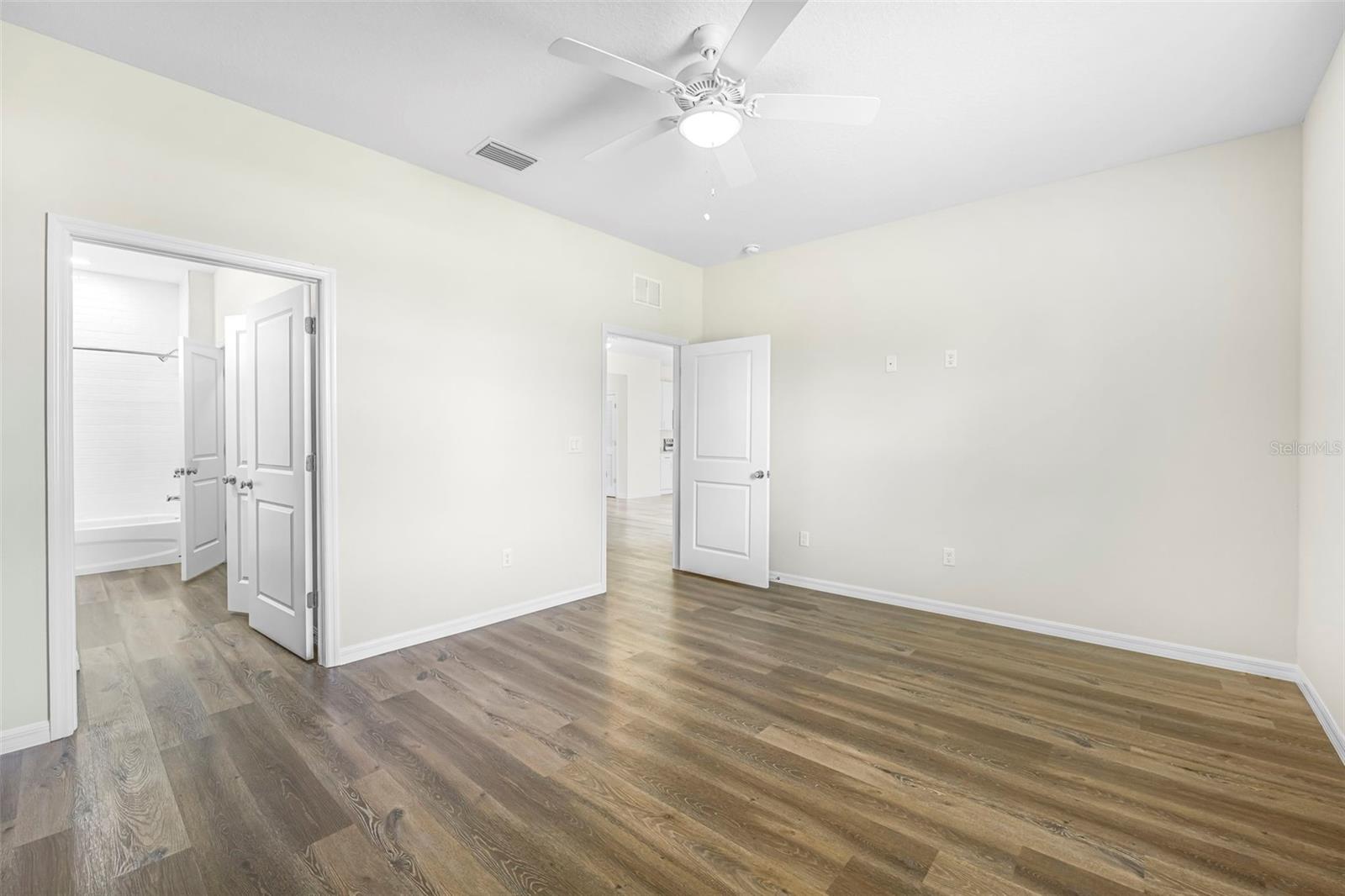 9313 GENTLE BEN CT, WEEKI WACHEE, FL — photo 25