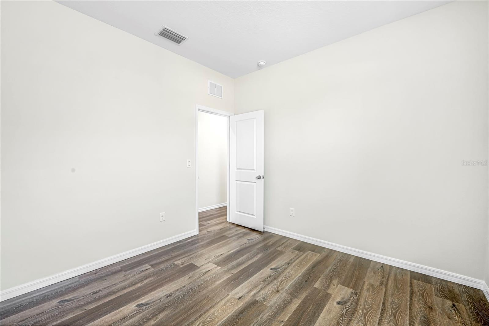 9313 GENTLE BEN CT, WEEKI WACHEE, FL — photo 35