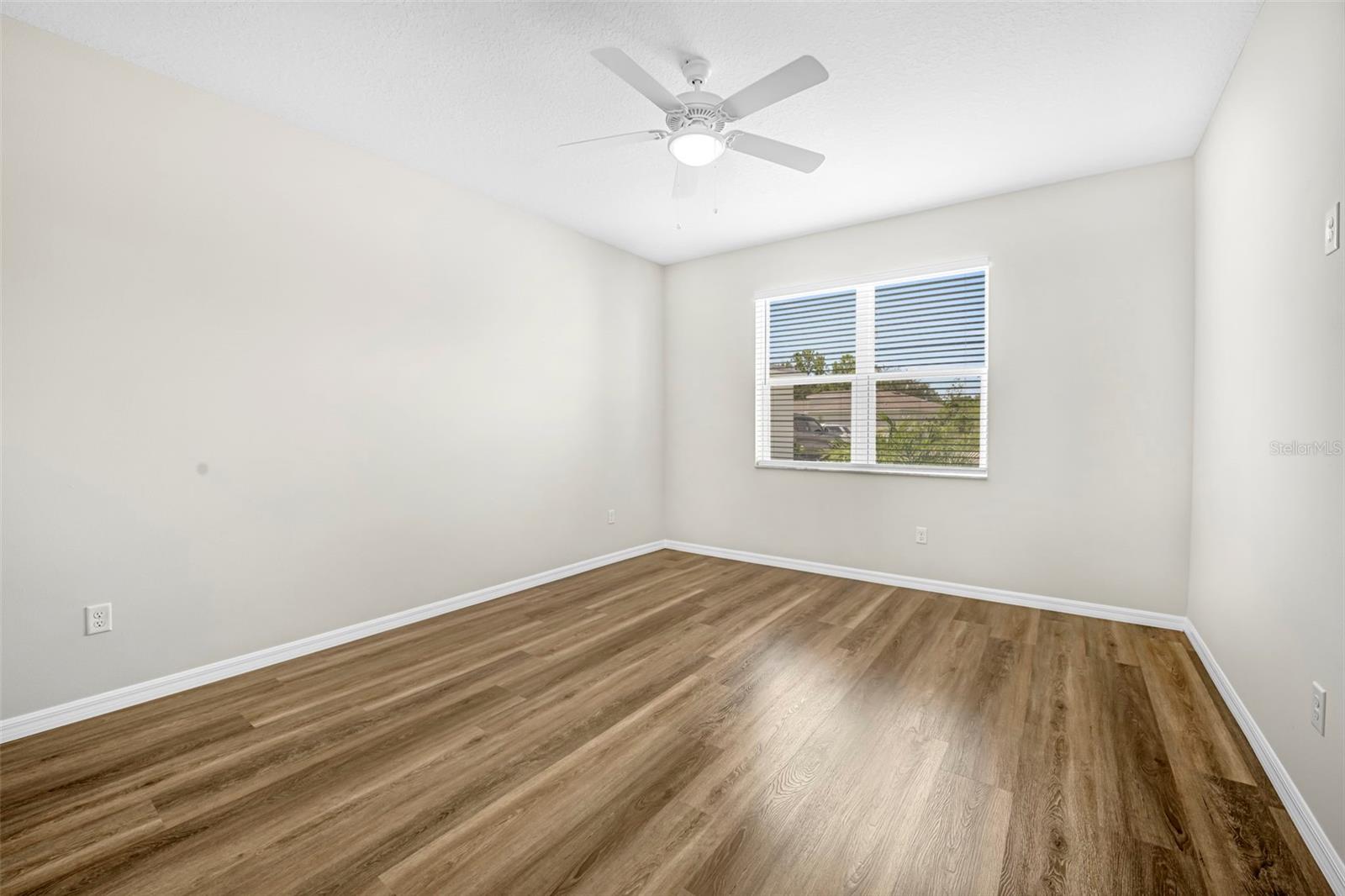 9322 SEVE CT, WEEKI WACHEE, FL — photo 38