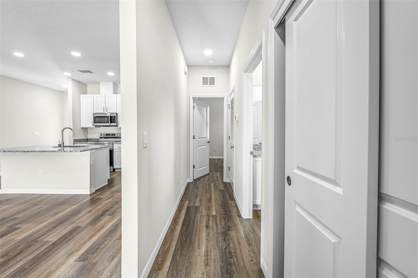 9322 SEVE CT, WEEKI WACHEE, FL — photo 45