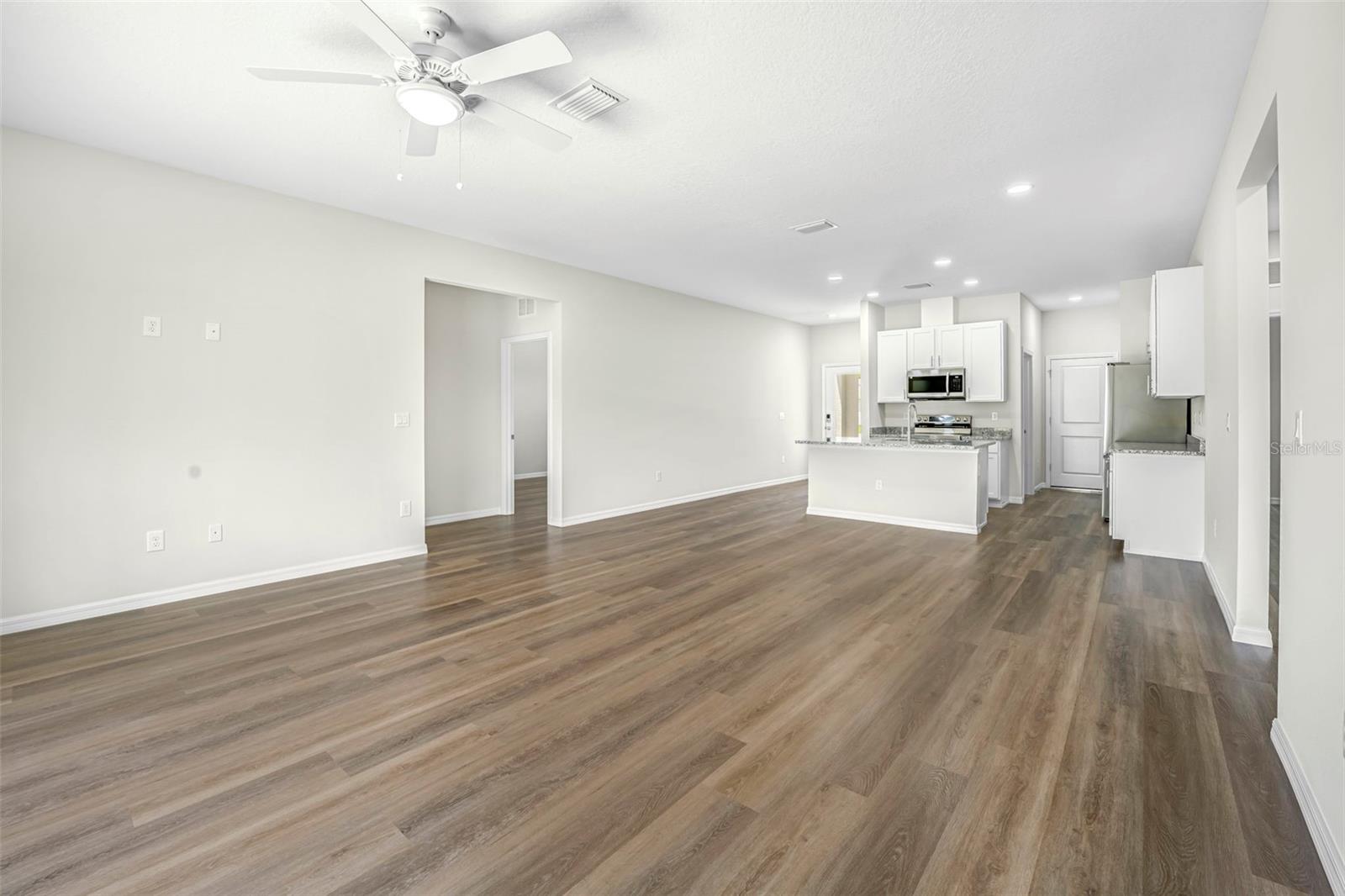 9322 SEVE CT, WEEKI WACHEE, FL — photo 58