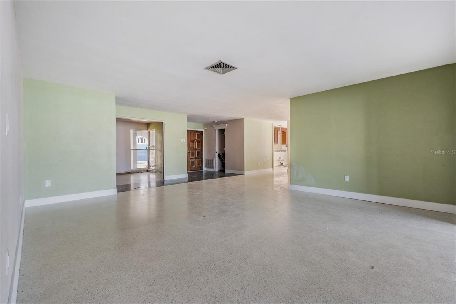 1854 DOLPHIN BLVD S, ST PETERSBURG, FL — photo 7