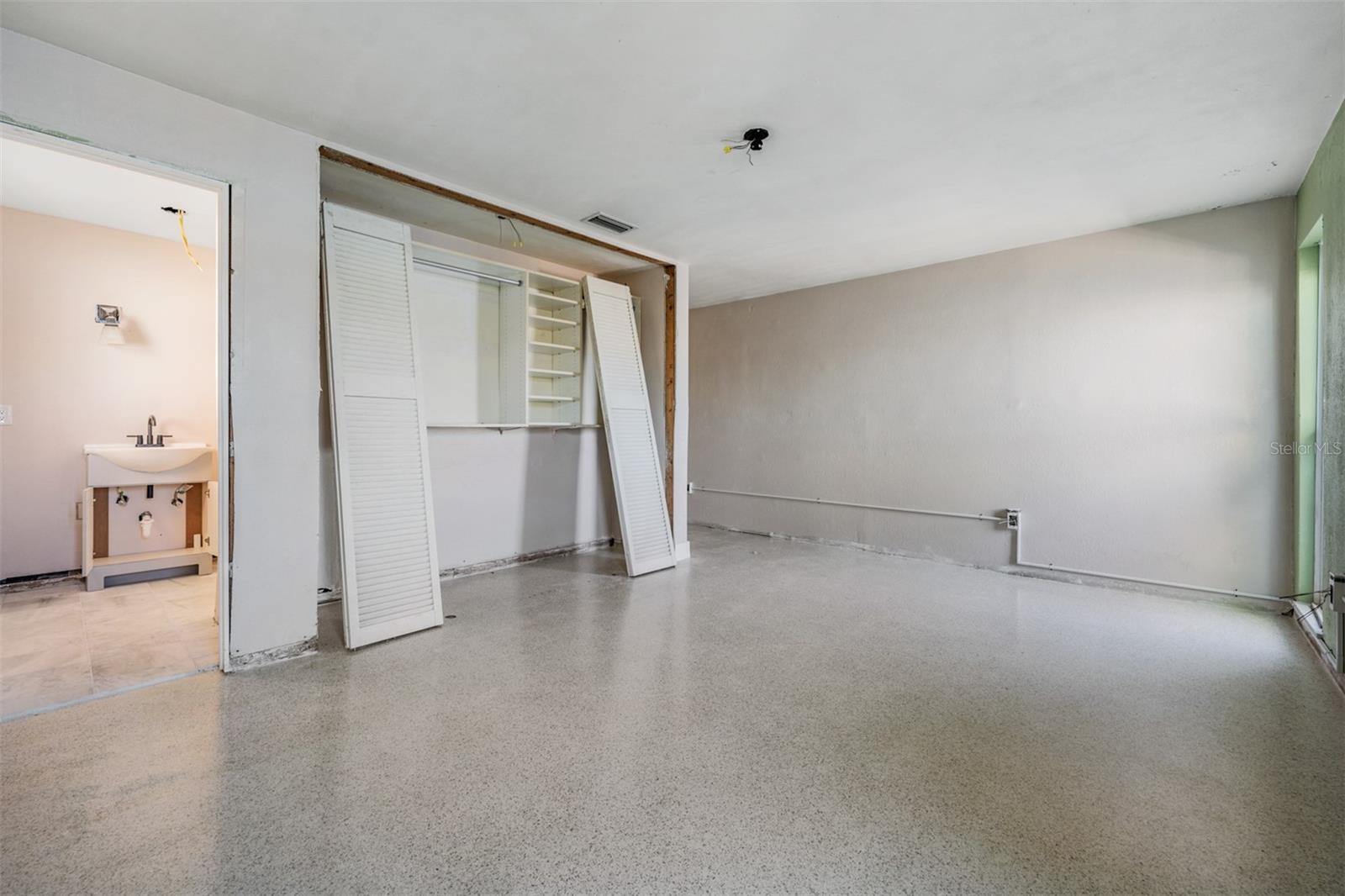 1854 DOLPHIN BLVD S, ST PETERSBURG, FL — photo 19