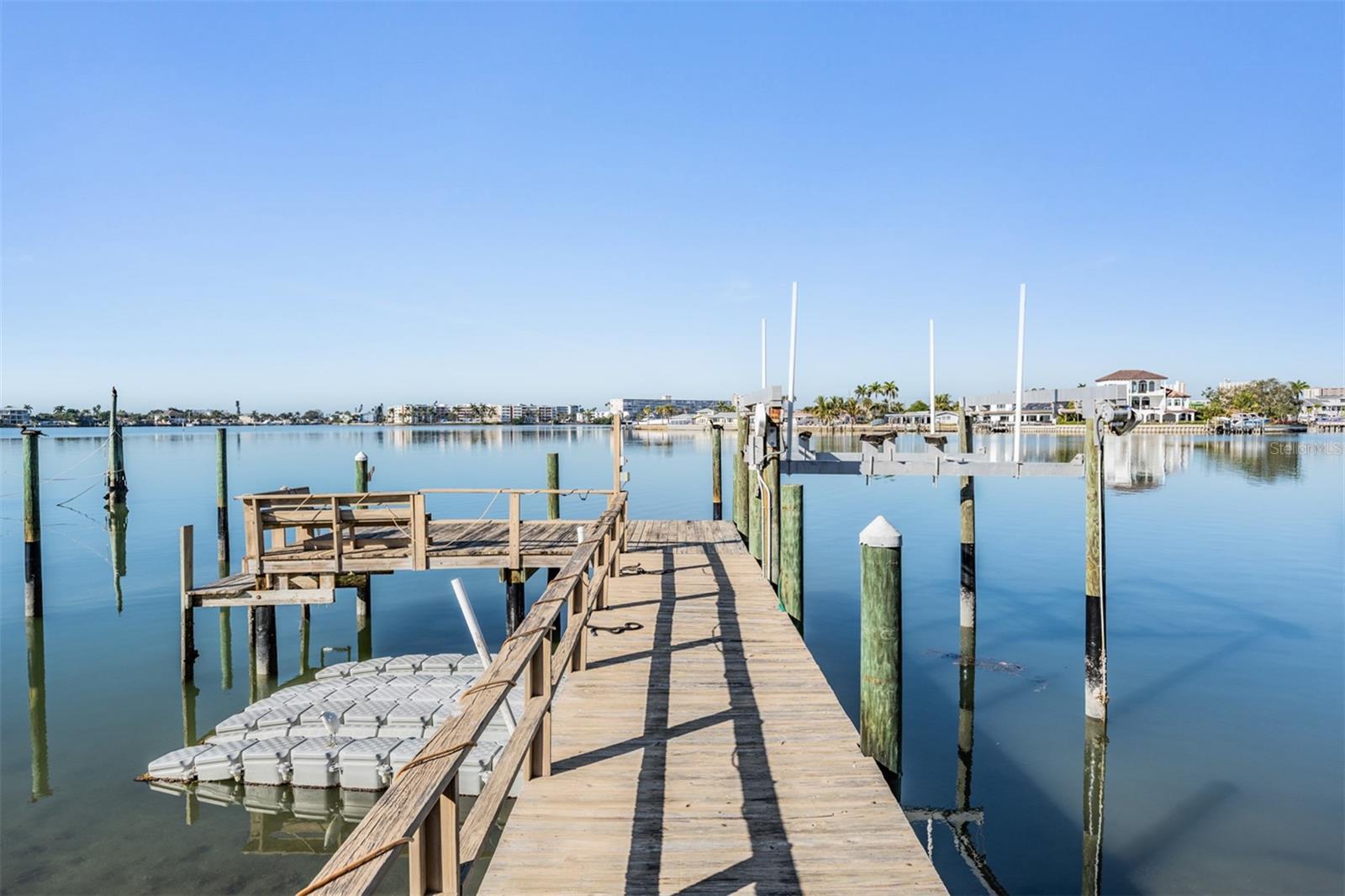 1854 DOLPHIN BLVD S, ST PETERSBURG, FL — photo 27