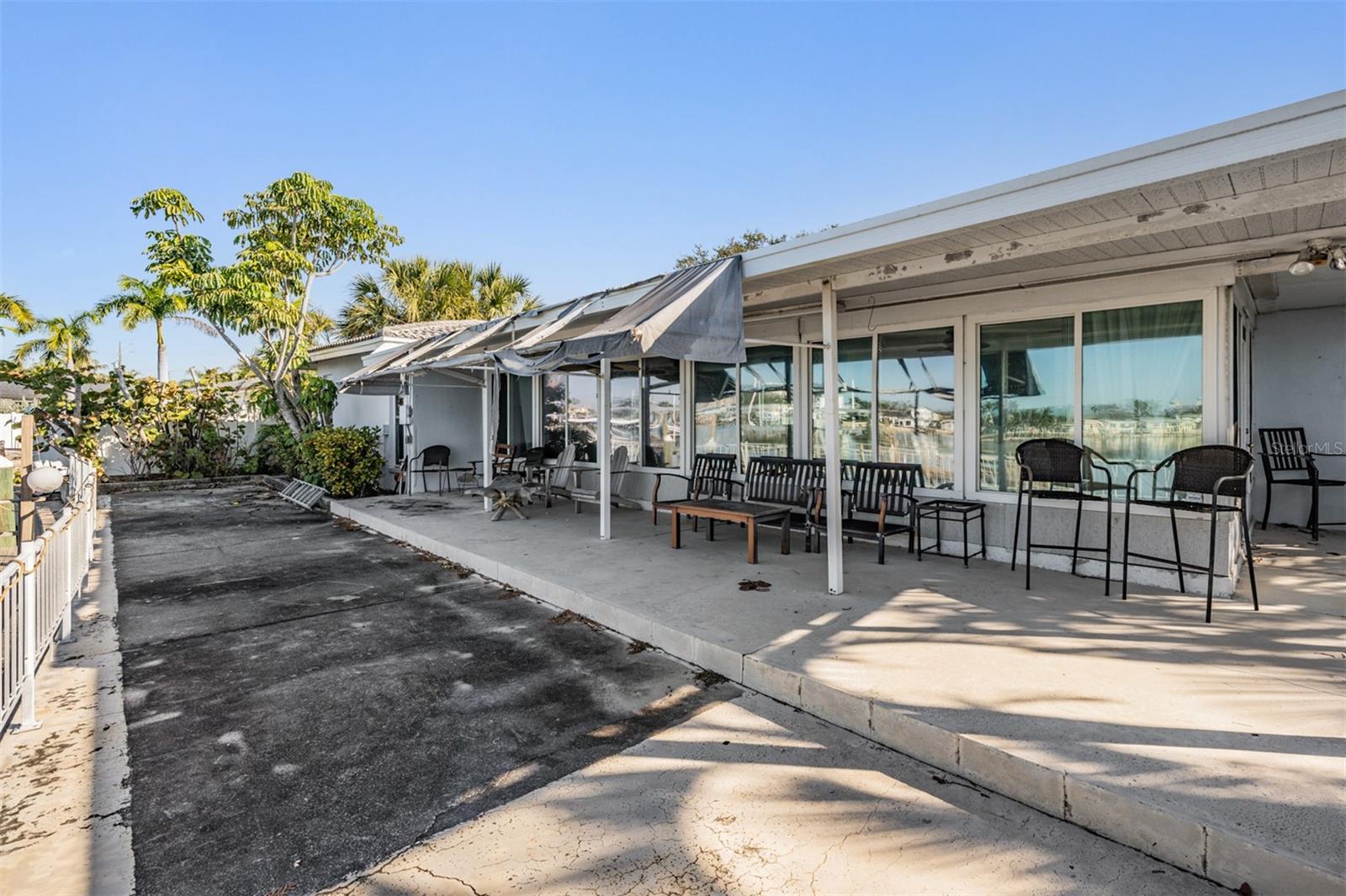 1854 DOLPHIN BLVD S, ST PETERSBURG, FL — photo 30