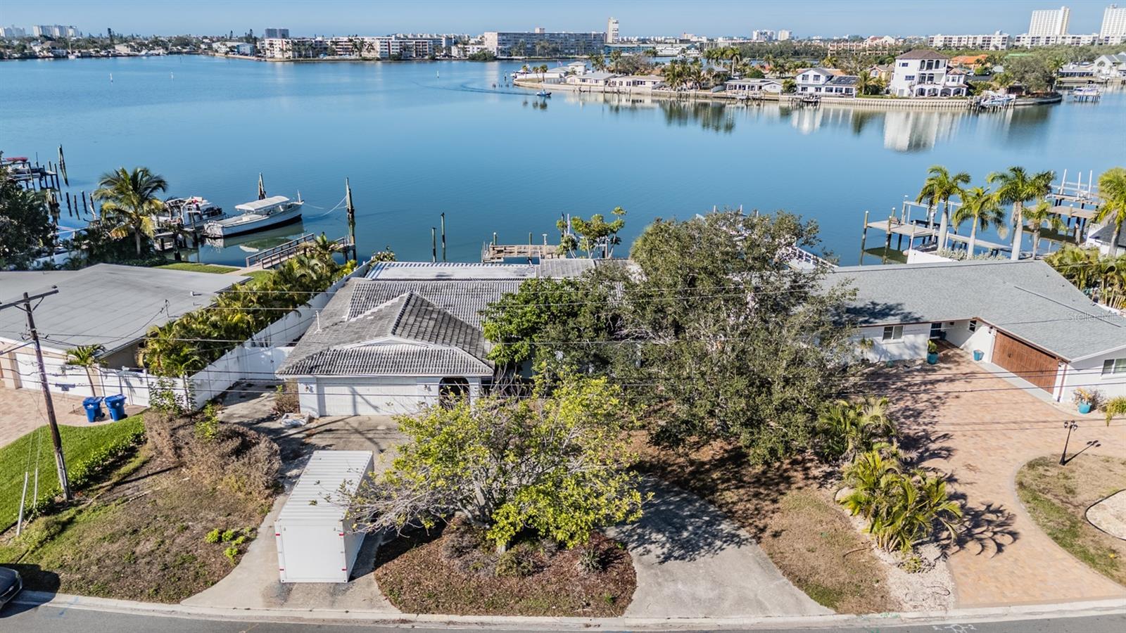 1854 DOLPHIN BLVD S, ST PETERSBURG, FL — photo 37