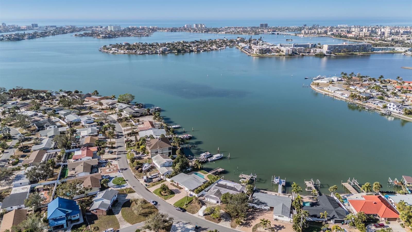 1854 DOLPHIN BLVD S, ST PETERSBURG, FL — photo 41