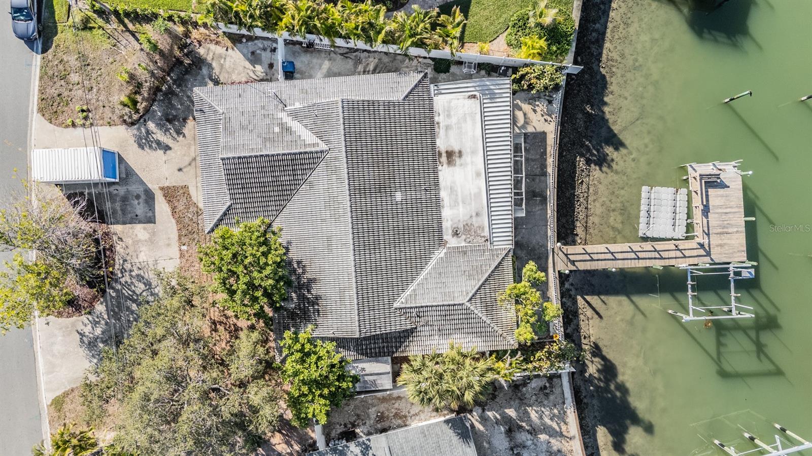 1854 DOLPHIN BLVD S, ST PETERSBURG, FL — photo 47