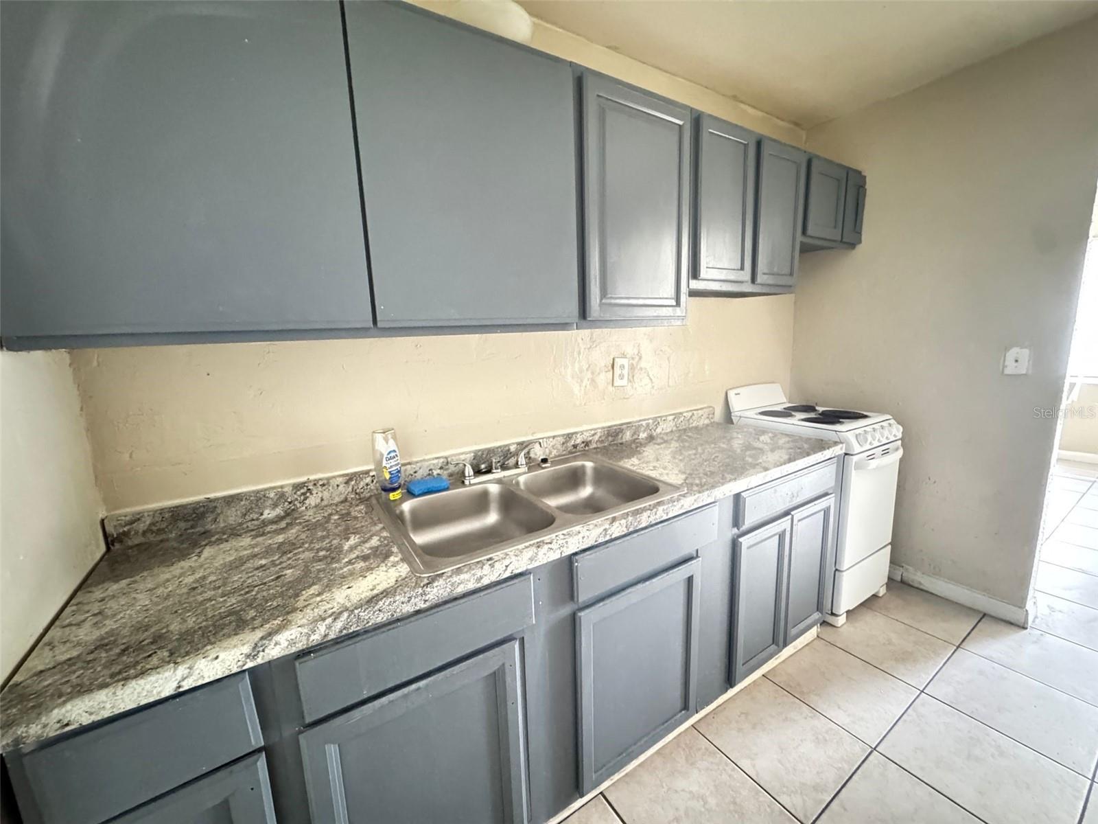 1209 CARLSBAD PL, ORLANDO, FL — photo 2