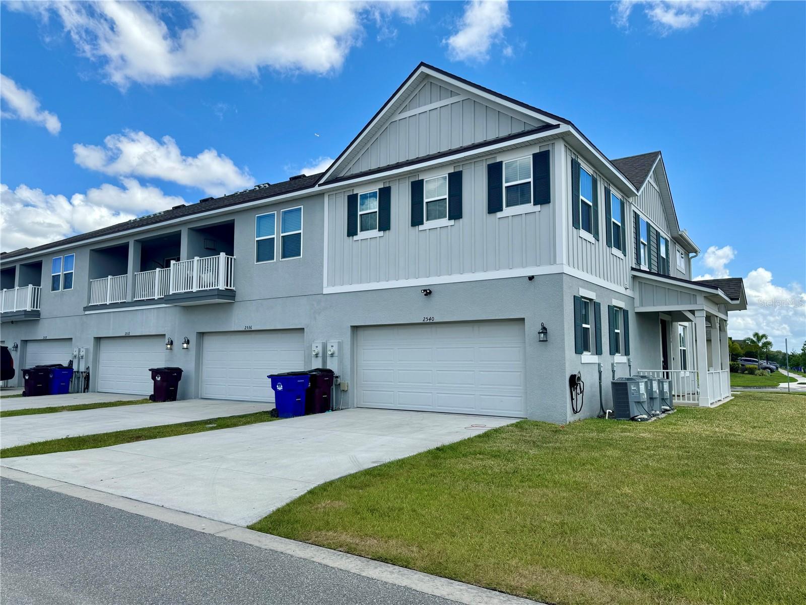 2540 BLOWING BREEZE AVE, KISSIMMEE, FL — photo 3
