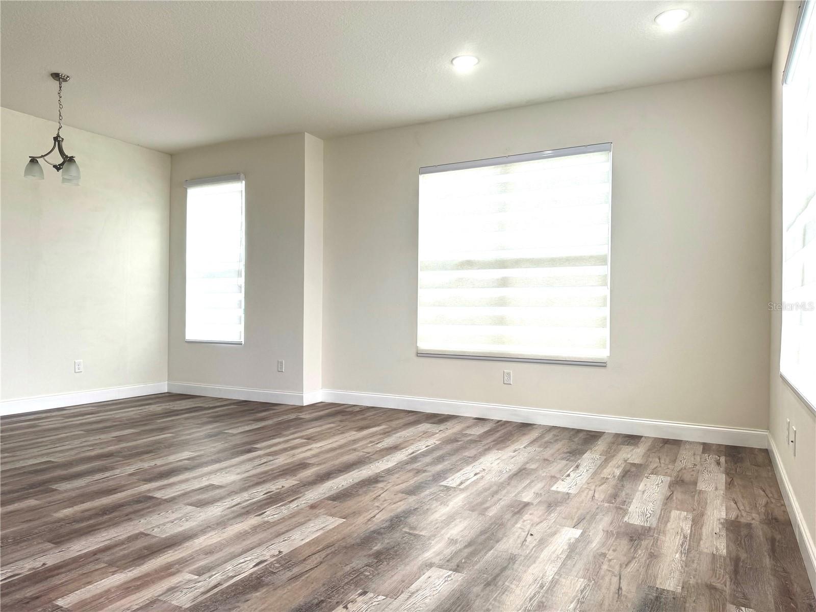 2540 BLOWING BREEZE AVE, KISSIMMEE, FL — photo 4