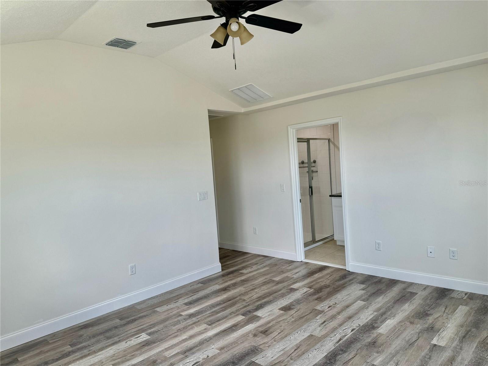 2540 BLOWING BREEZE AVE, KISSIMMEE, FL — photo 11