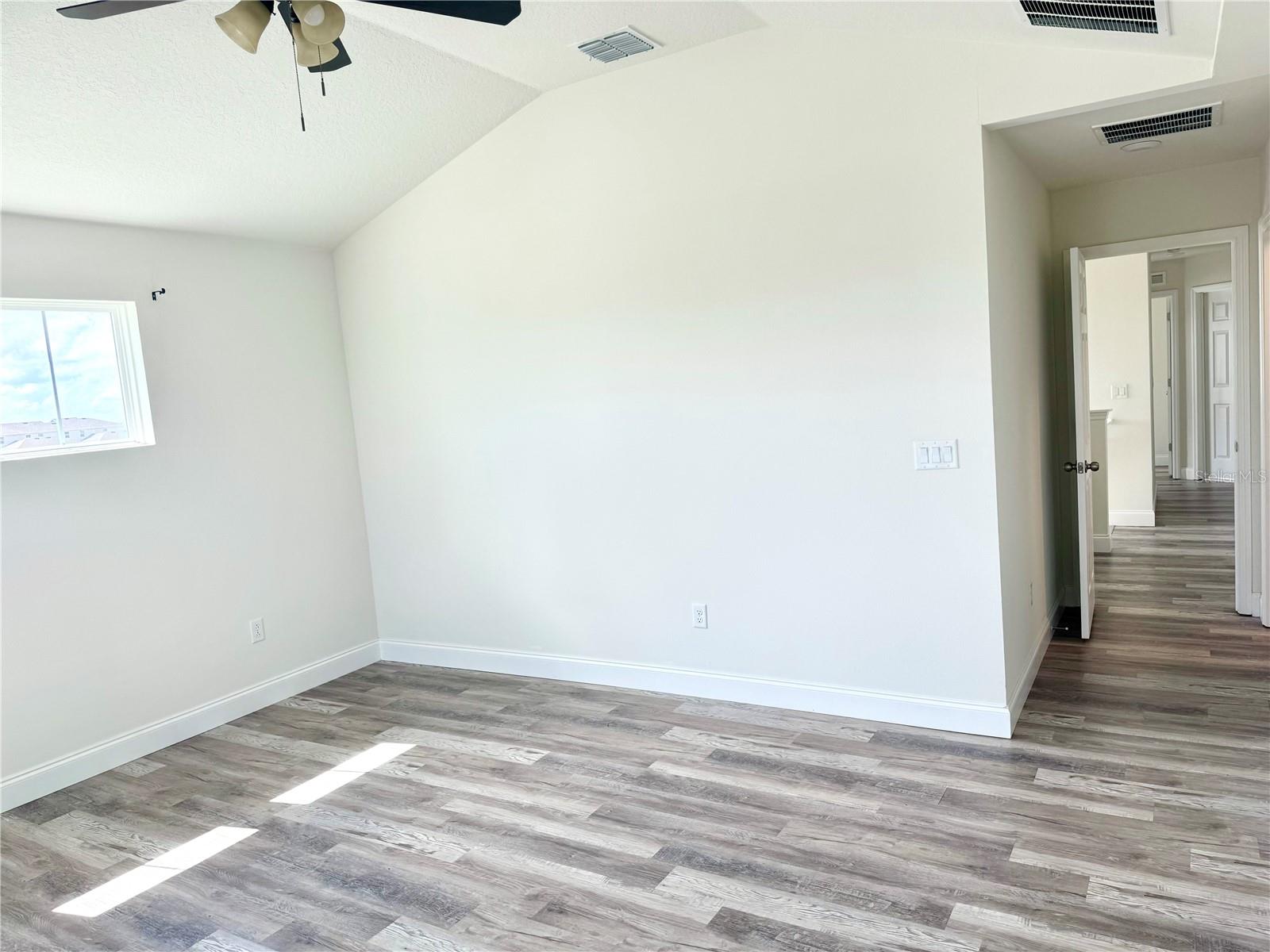 2540 BLOWING BREEZE AVE, KISSIMMEE, FL — photo 12
