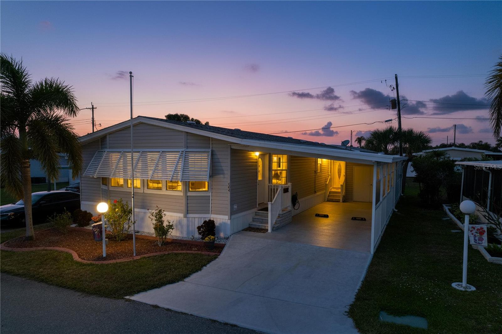 604 49TH E AVE E, BRADENTON, FL