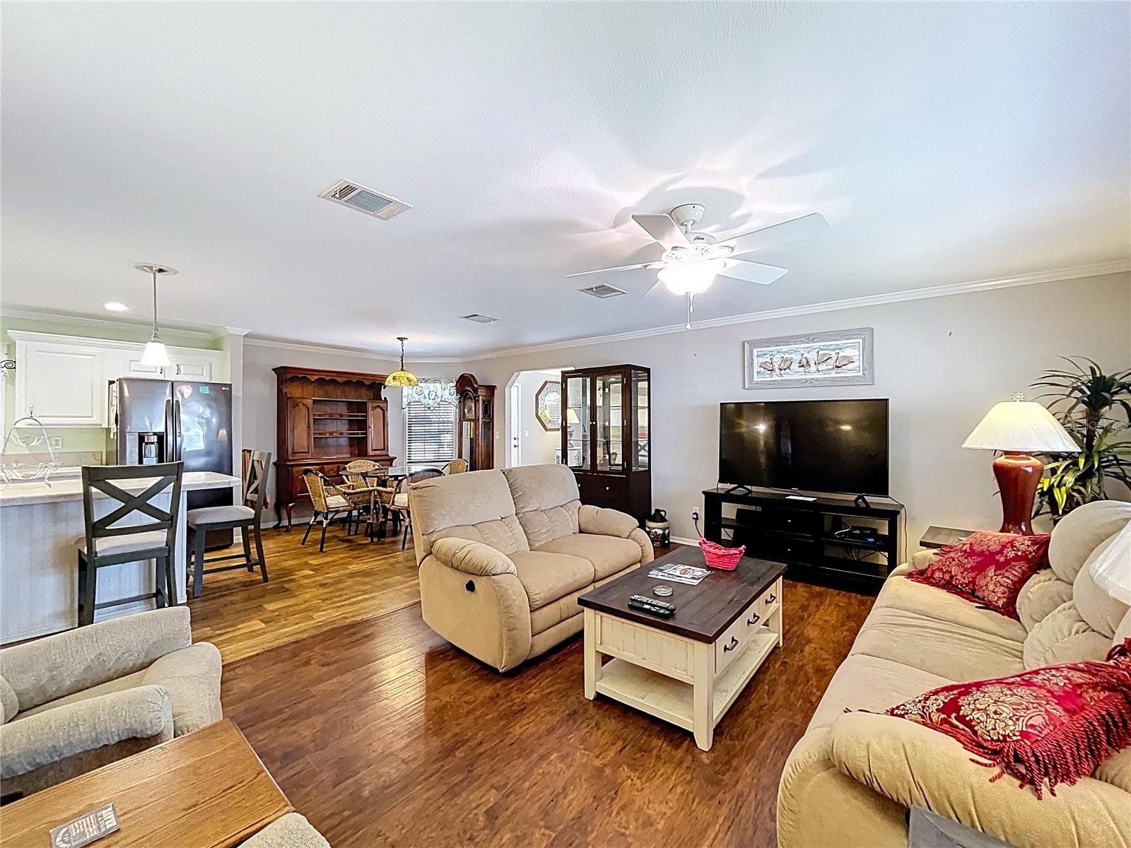 604 49TH E AVE E, BRADENTON, FL — photo 8