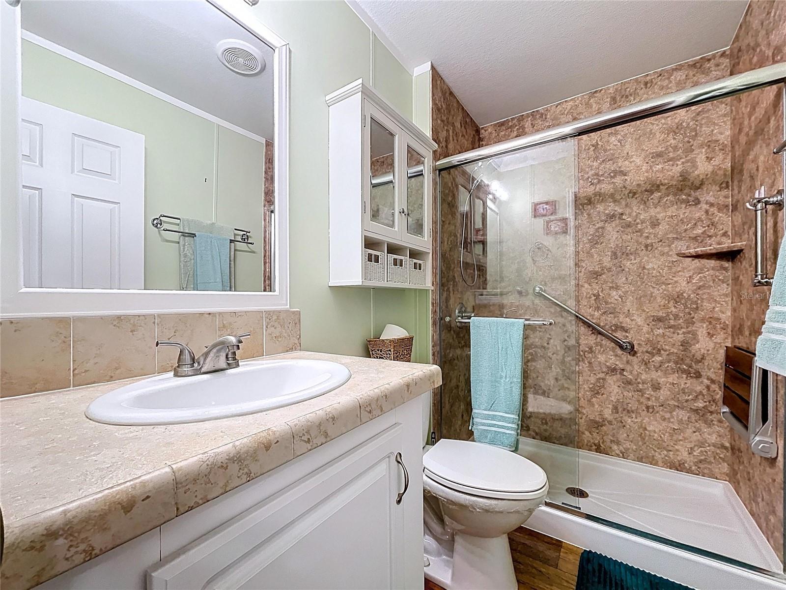 604 49TH E AVE E, BRADENTON, FL — photo 16