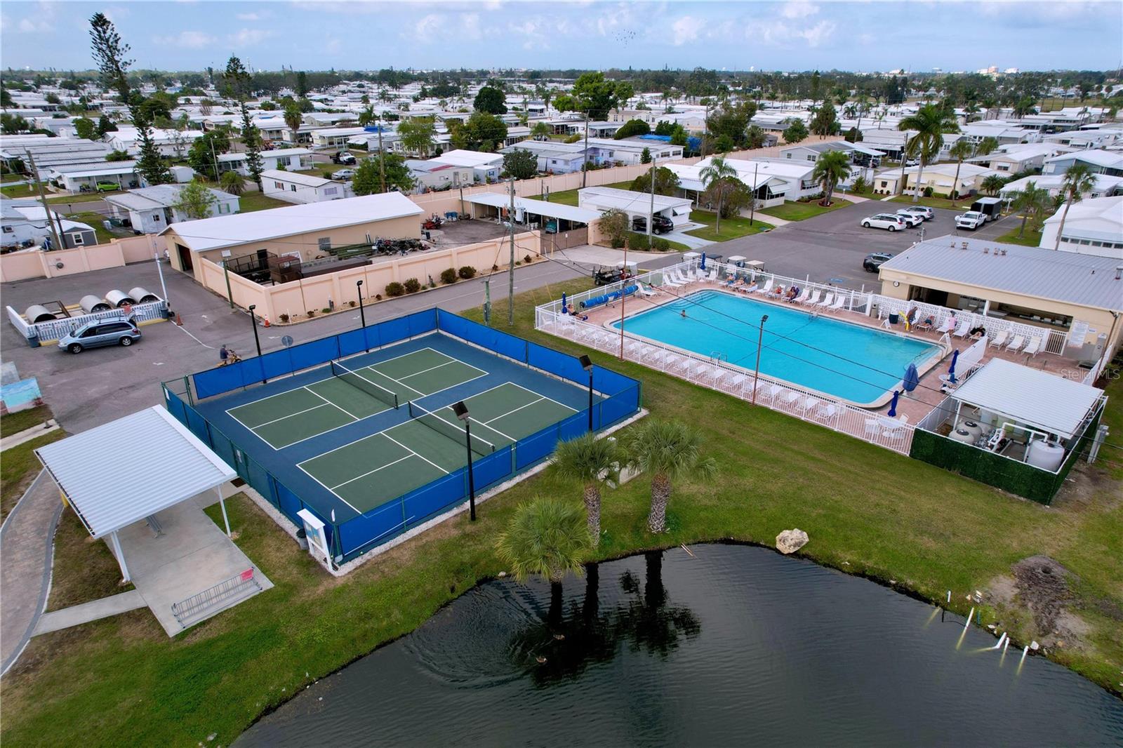 604 49TH E AVE E, BRADENTON, FL — photo 24