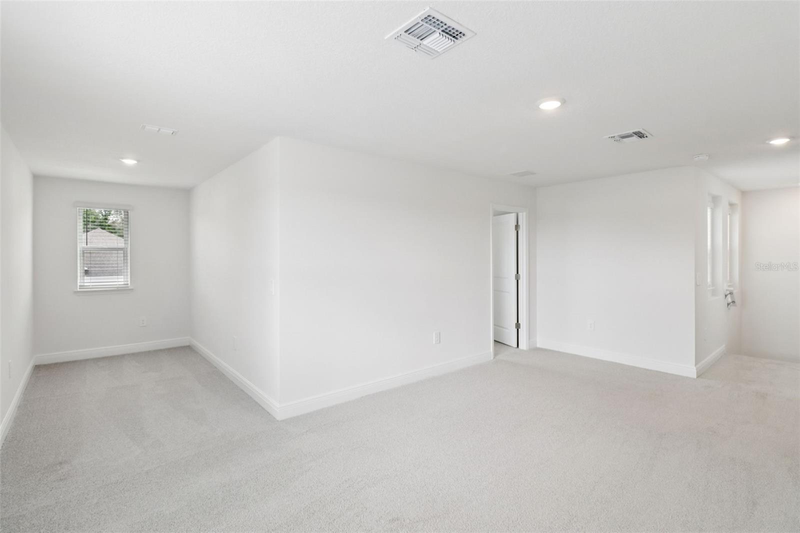 807 SUNSHOWER DR, LADY LAKE, FL — photo 41
