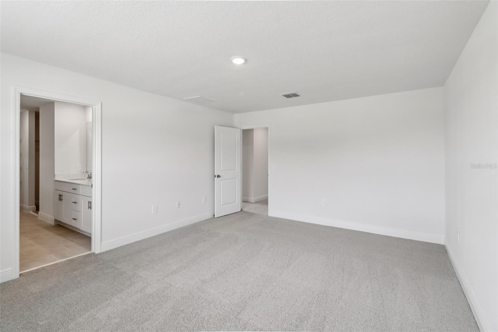 807 SUNSHOWER DR, LADY LAKE, FL — photo 58