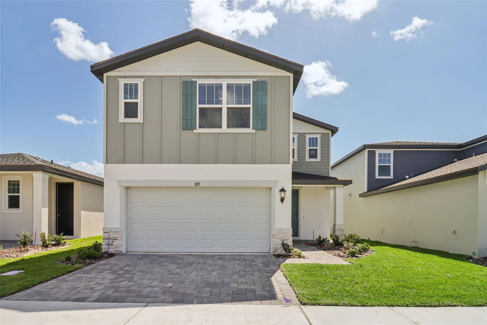 891 SUNSHOWER DR, LADY LAKE, FL