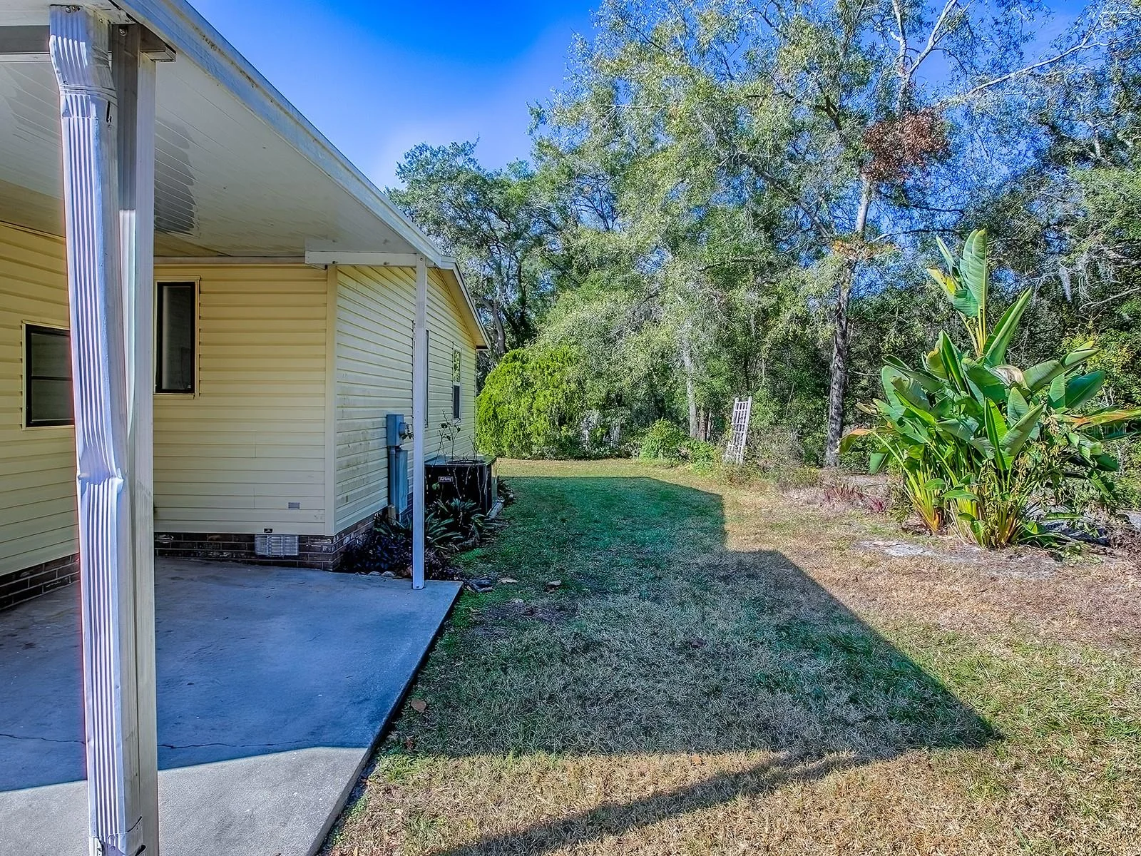 518 SAINT ANDREWS BLVD, LADY LAKE, FL — photo 36