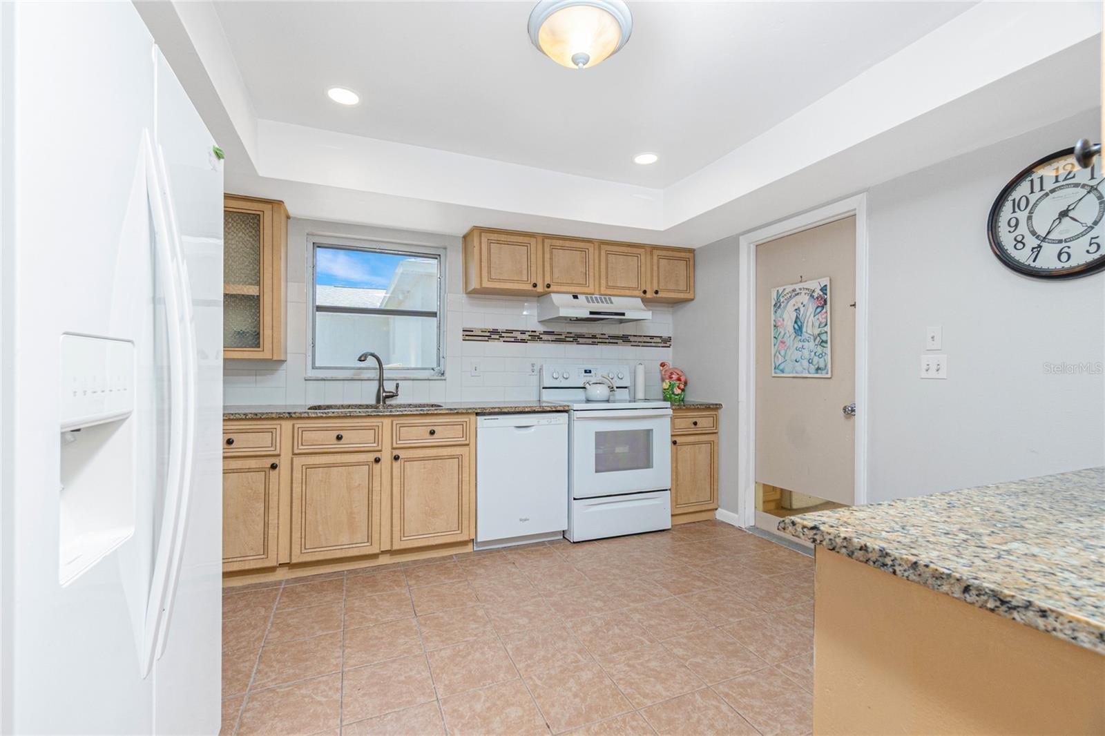113 ANNAPOLIS LN, ROTONDA WEST, FL — photo 24