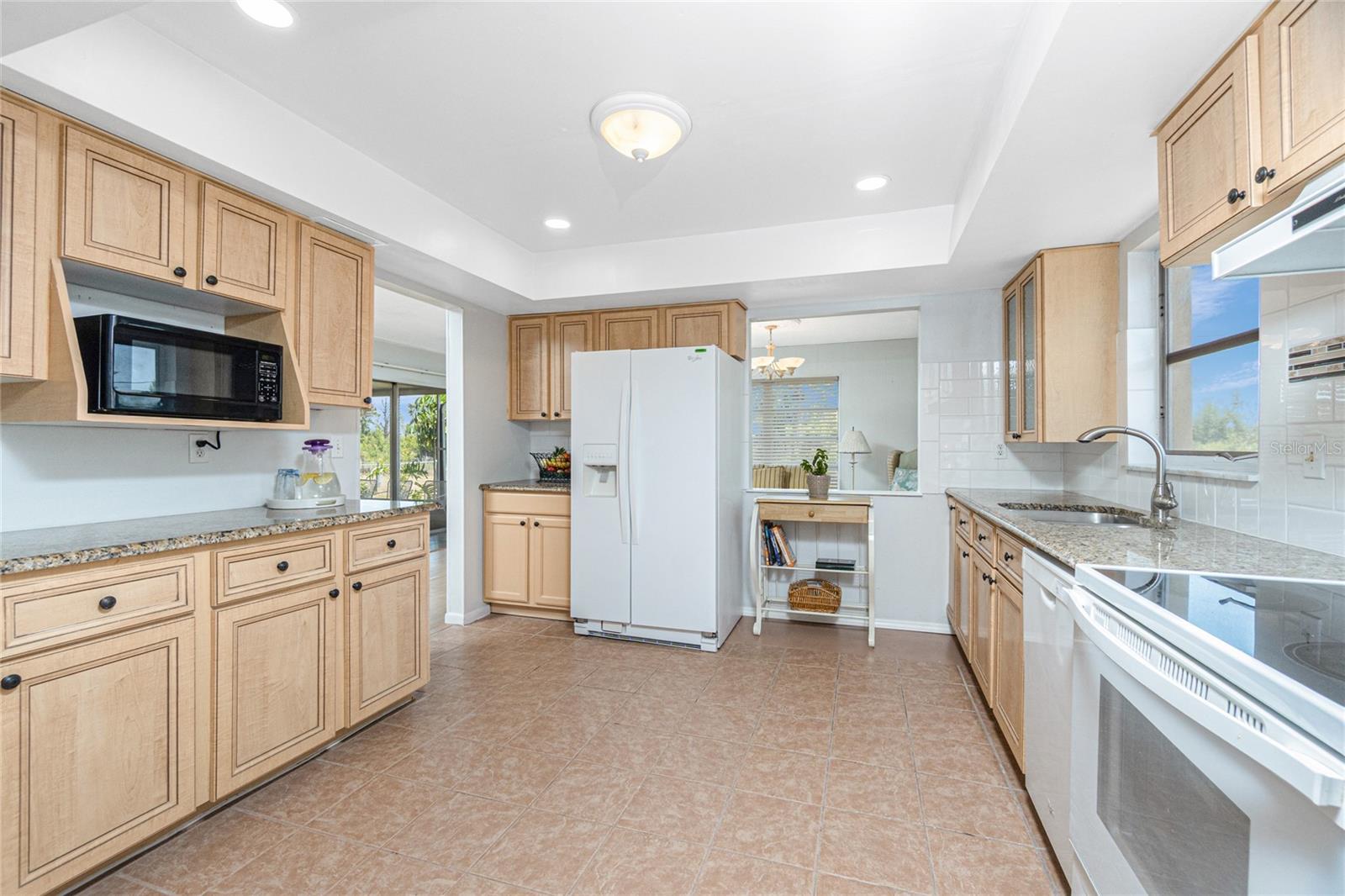 113 ANNAPOLIS LN, ROTONDA WEST, FL — photo 28