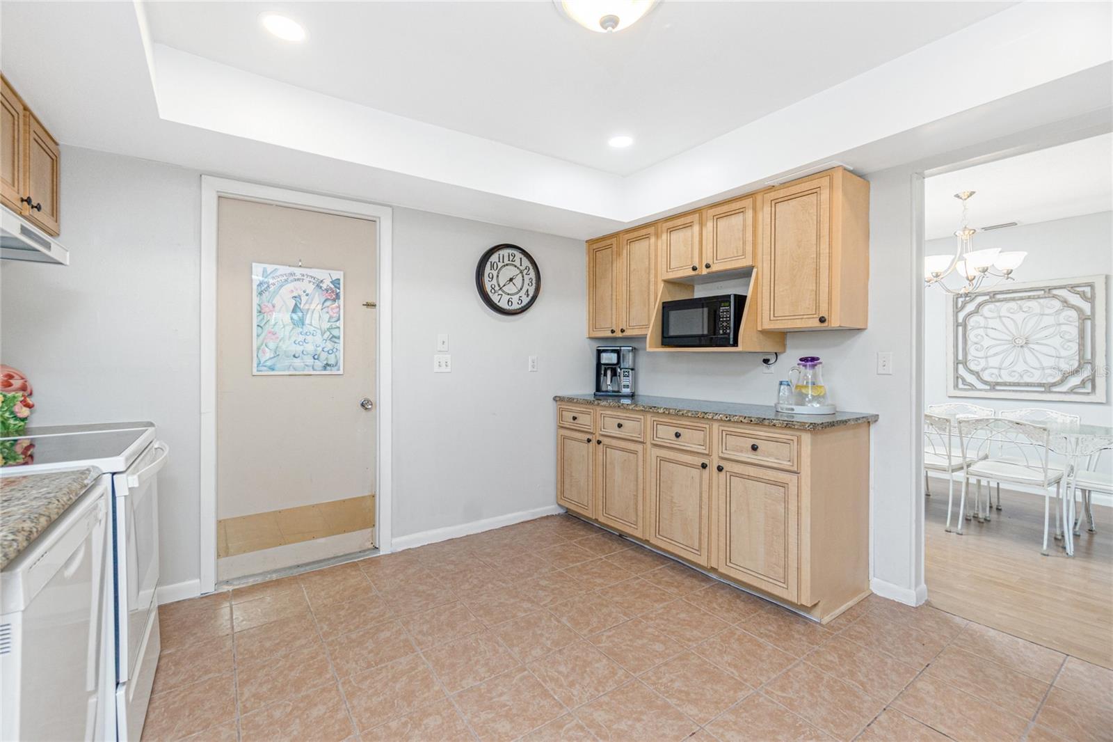 113 ANNAPOLIS LN, ROTONDA WEST, FL — photo 35