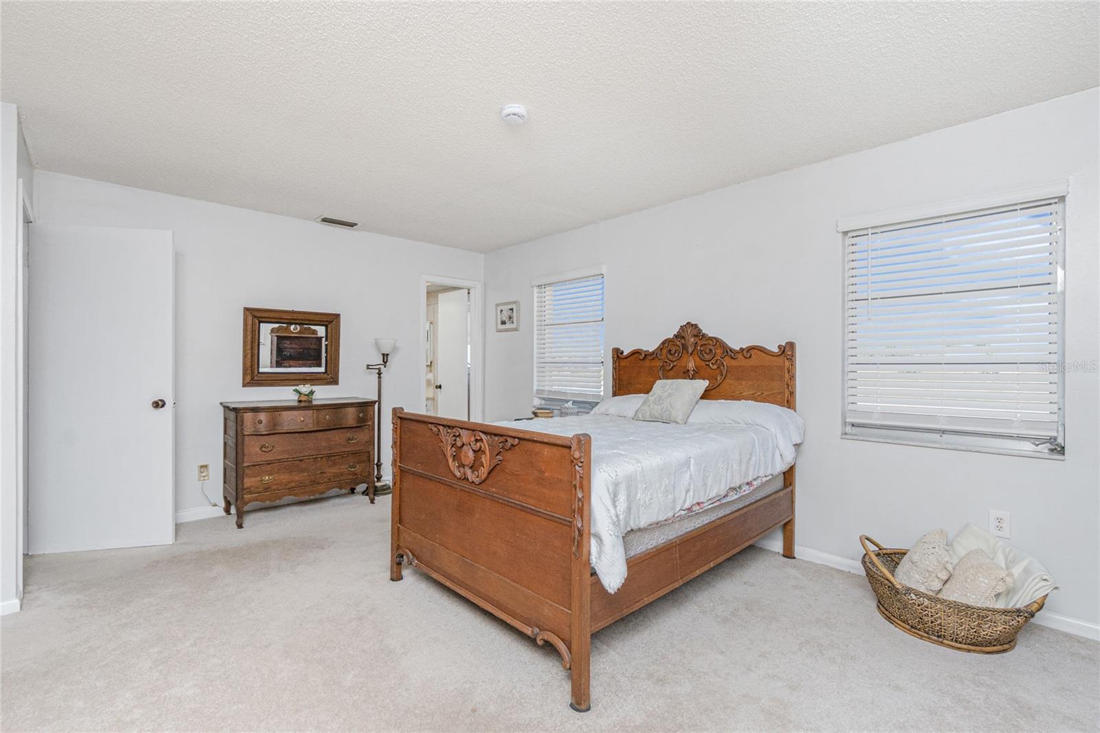 113 ANNAPOLIS LN, ROTONDA WEST, FL — photo 61