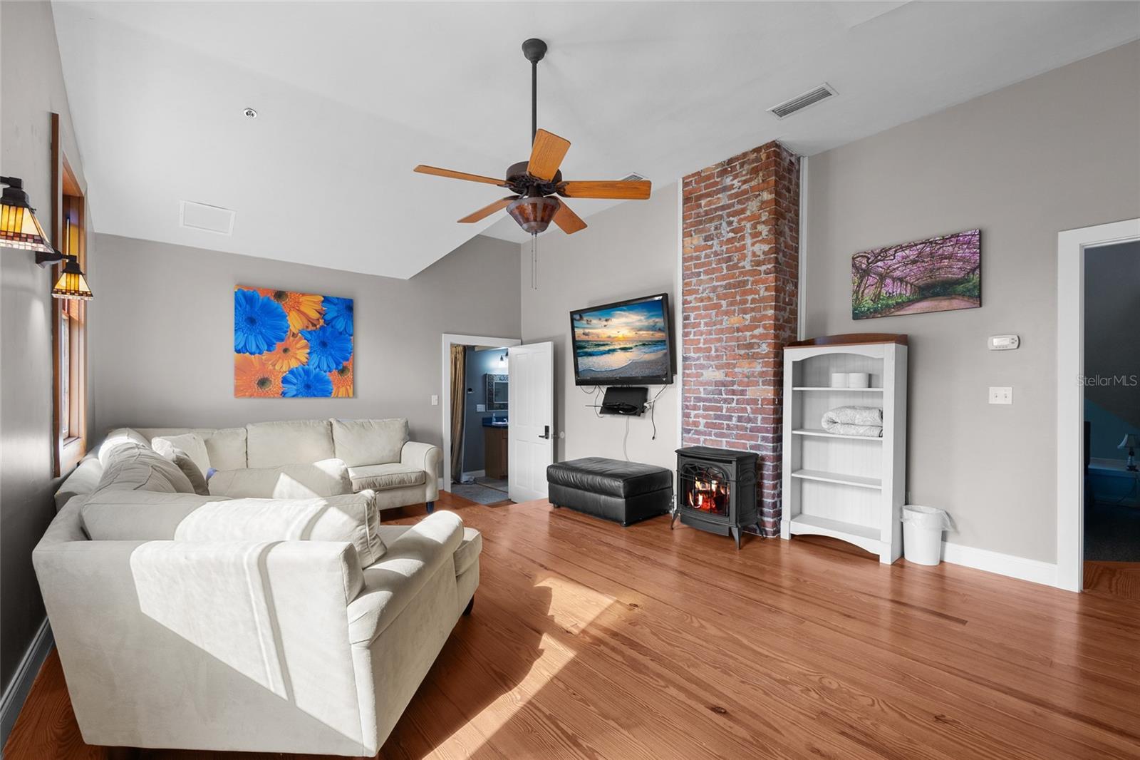 221 SE 7TH ST, GAINESVILLE, FL — photo 45