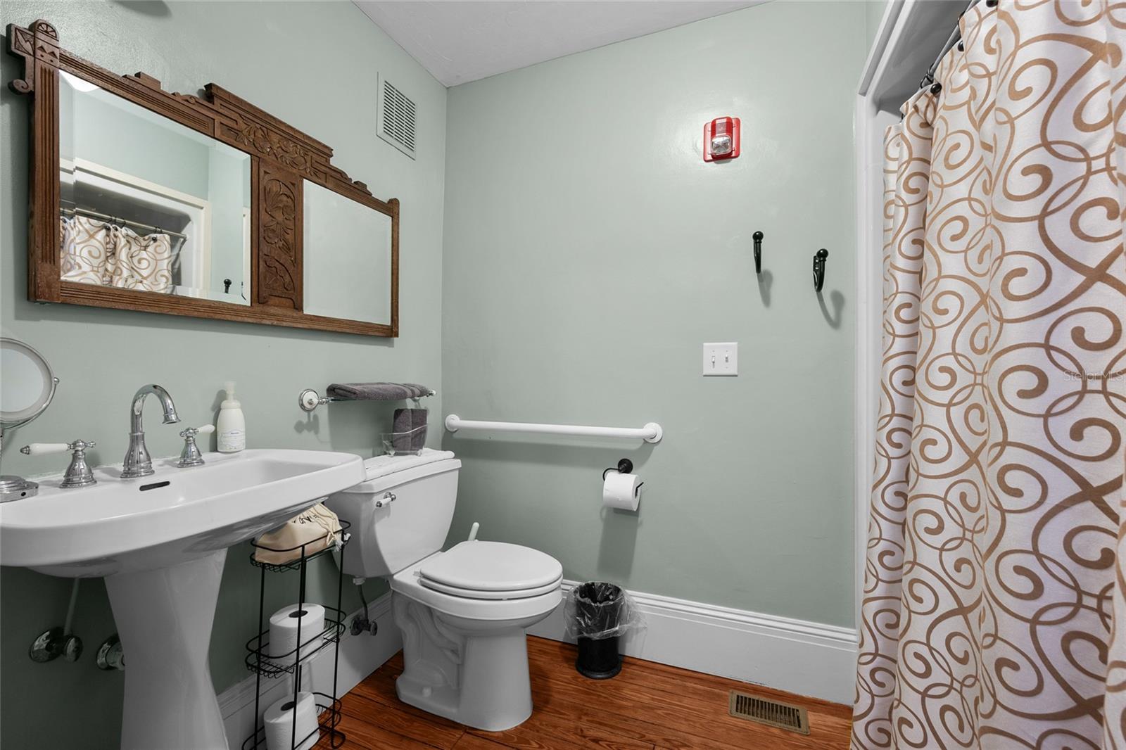 221 SE 7TH ST, GAINESVILLE, FL — photo 61