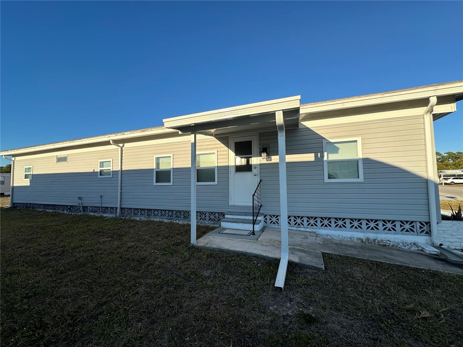 5409 HOLIDAY PARK BLVD, NORTH PORT, FL — photo 2