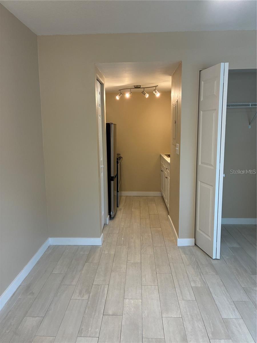 4131 DOLPHIN DR #4131, TAMPA, FL — photo 5