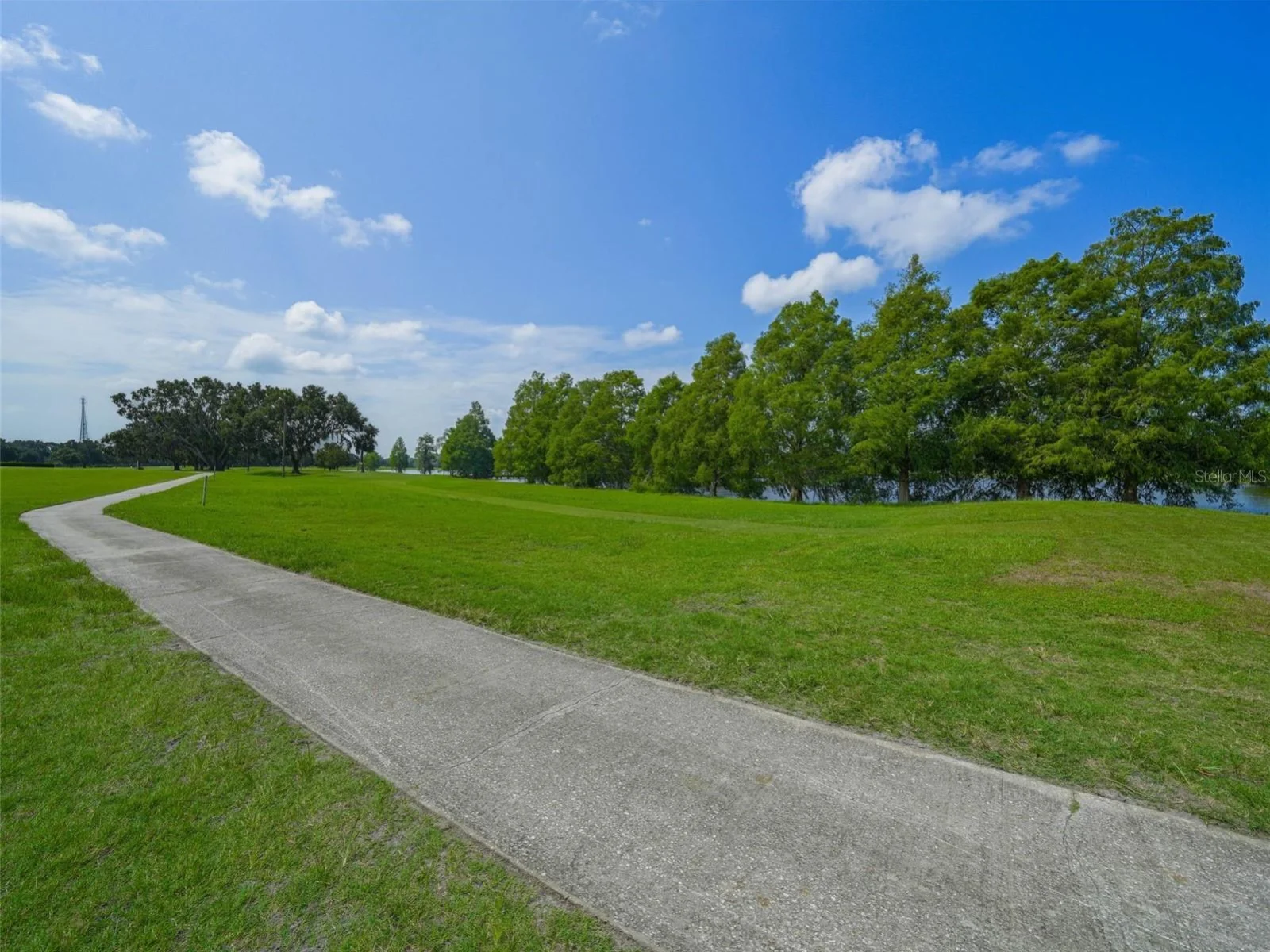 612 MAGNOLIA DR, INDIAN LAKE ESTATES, FL — photo 25