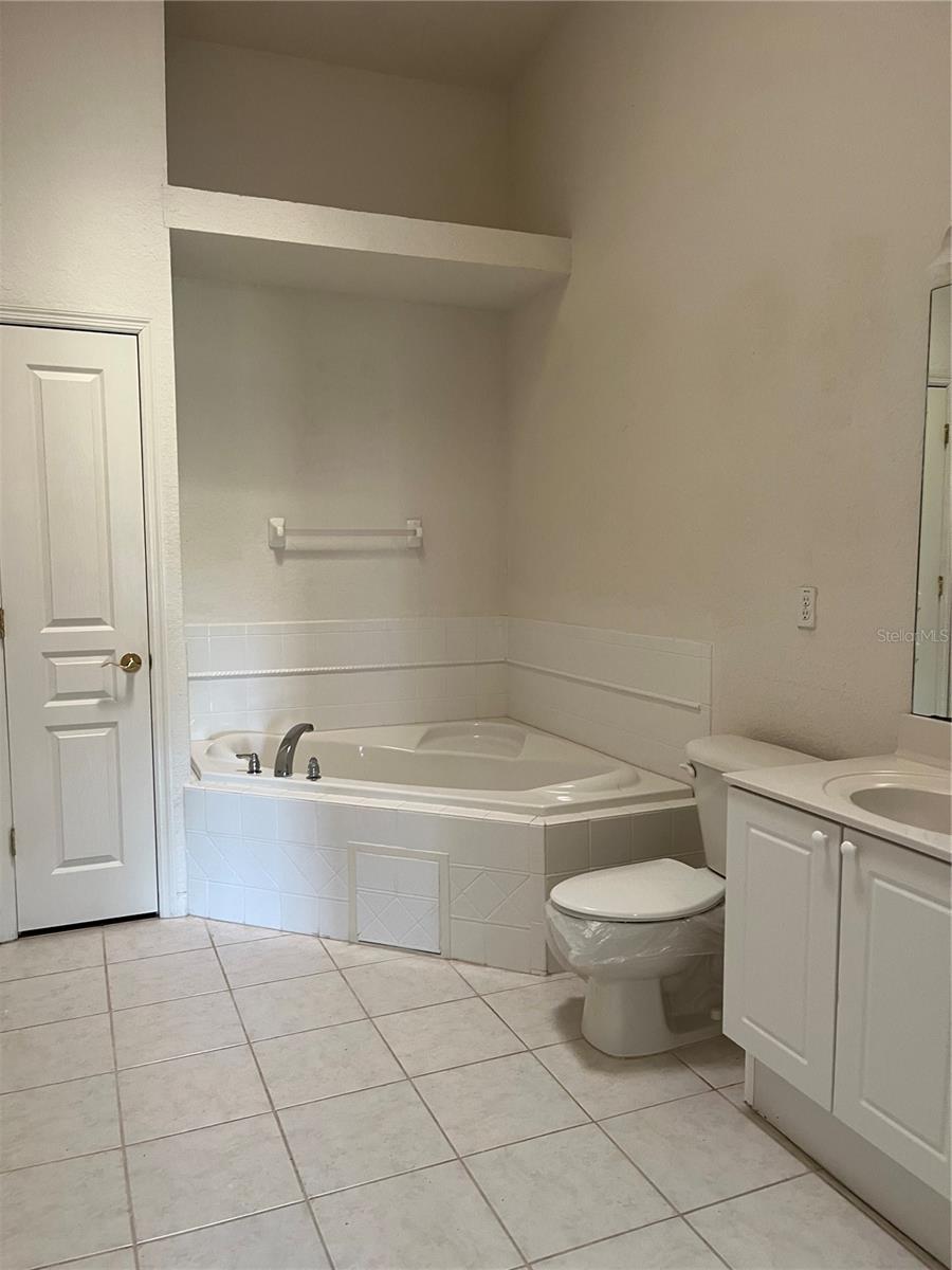 116 BRENT CIR, OLDSMAR, FL — photo 8